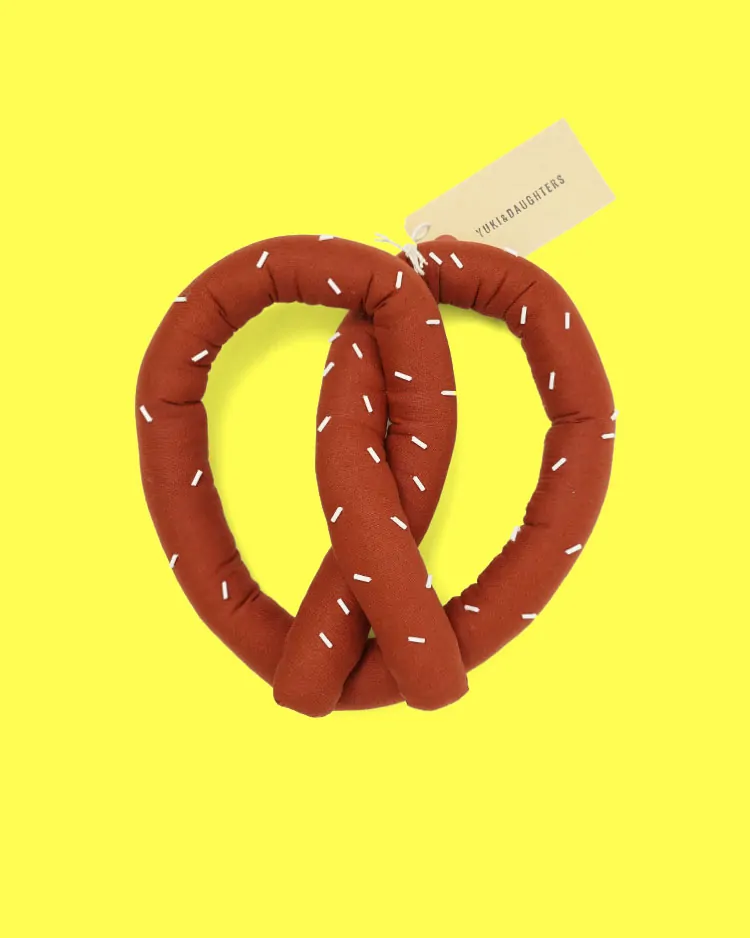 Wunderkammer / Yuki's Famous Pretzel