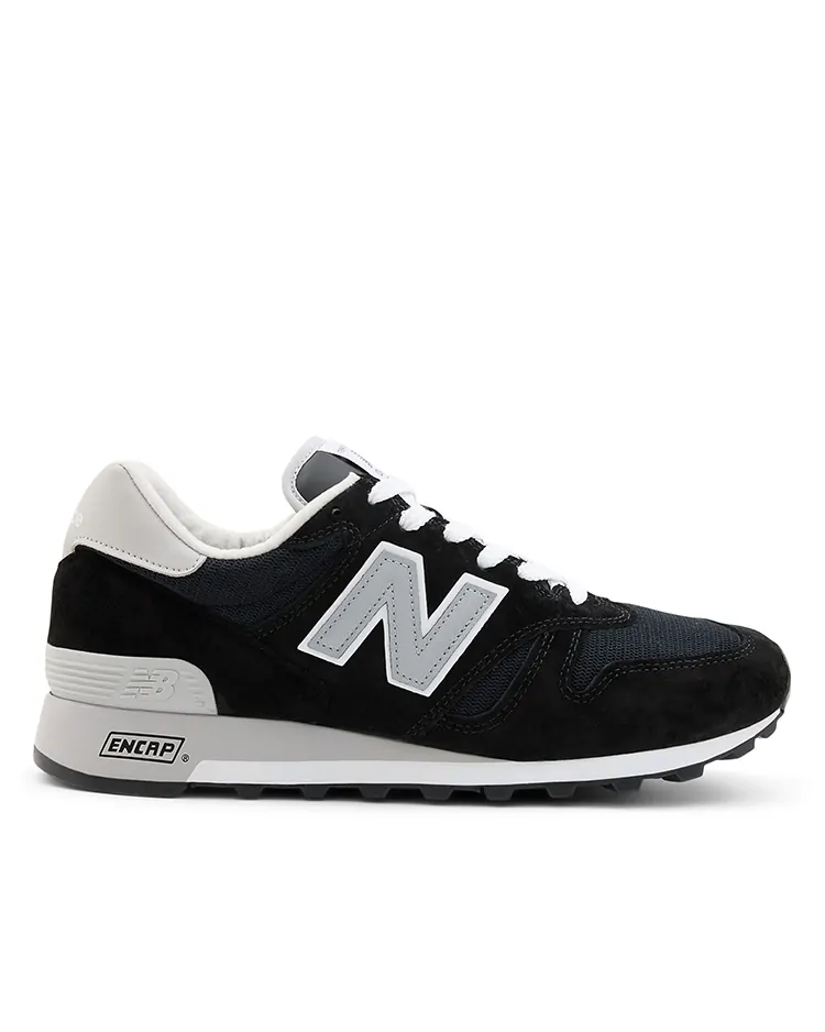 NEW BALANCE / WOMEN U1300BK
